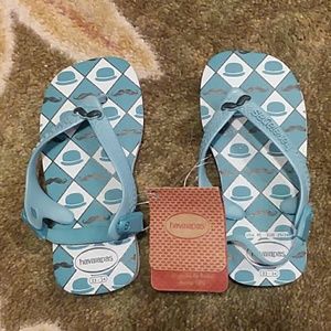 size 9 in havaianas